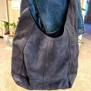 Get LUCKY with this LUCKY BRAND supple leather bag  Perfect color for all wears